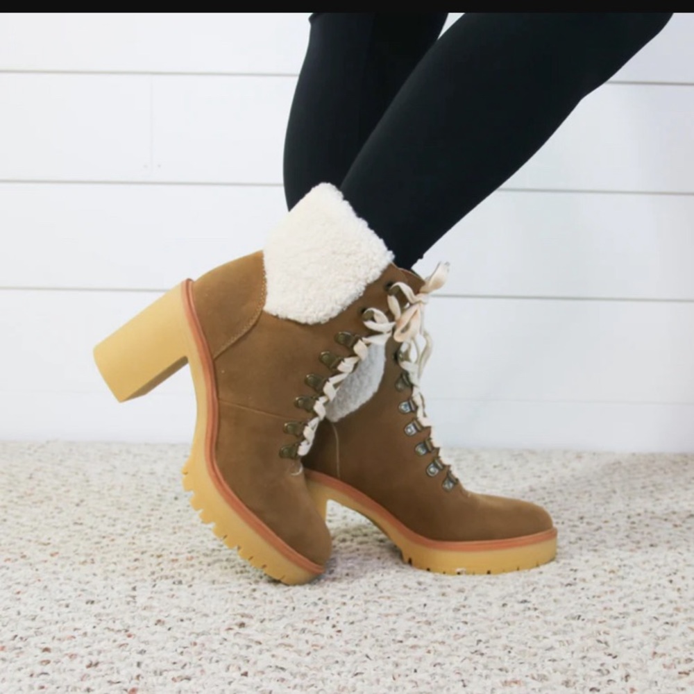 Women’s Platform Boot